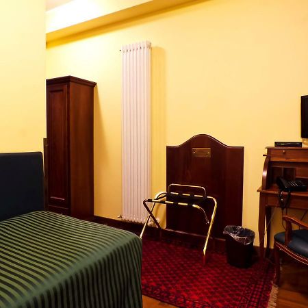 Relax Style House Central Rooms Pescara Exterior foto