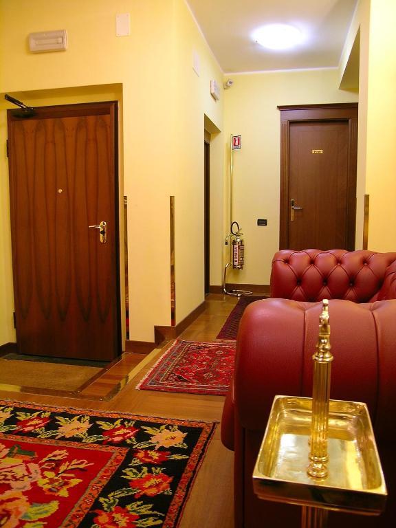 Relax Style House Central Rooms Pescara Exterior foto